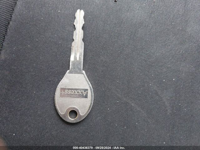 3N1CN7AP8HL846266 Nissan Versa 1.6 S+