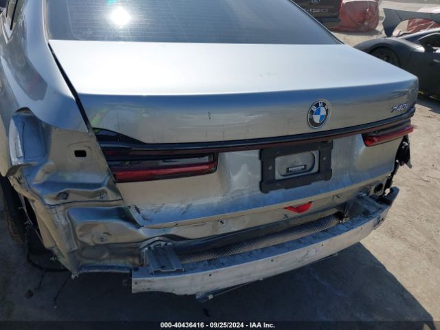 WBA7T2C04NCJ29228 BMW 740 I
