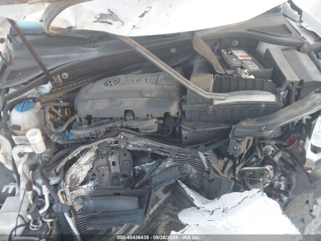 1VWAT7A30GC021319 Volkswagen Passat 1.8t S