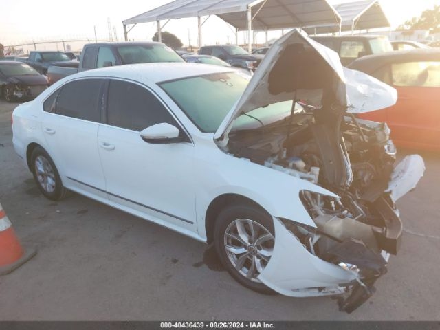 1VWAT7A30GC021319 Volkswagen Passat 1.8t S