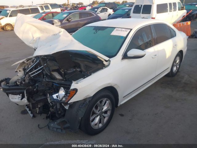 1VWAT7A30GC021319 Volkswagen Passat 1.8t S