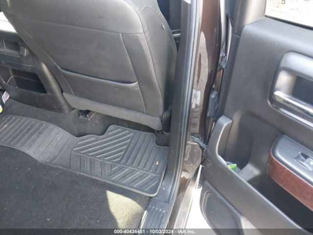 1GT12TEY8JF143033 GMC Sierra 2500hd Slt
