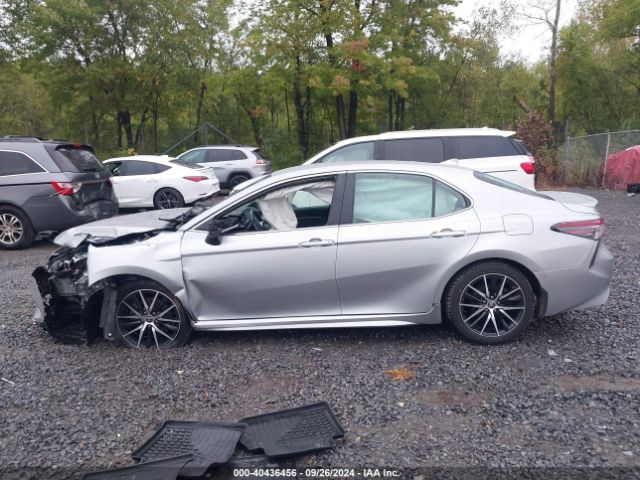 4T1G11BK0NU062039 Toyota Camry Se Awd