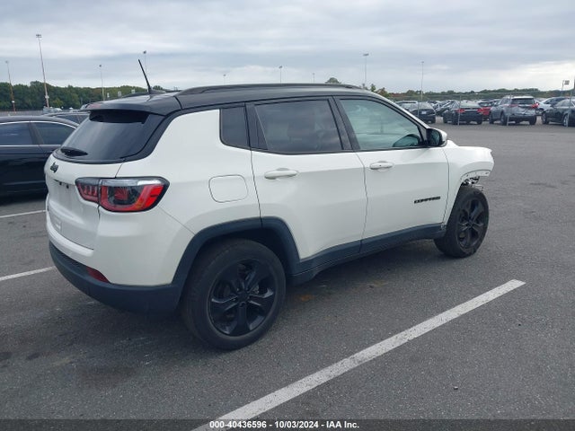 3C4NJDBB8JT432560 Jeep Compass Altitude 4x4