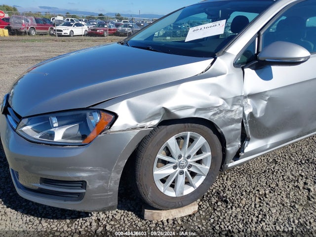 3VWC17AU3GM502039 Volkswagen Golf Sportwagen Tsi S 4-door