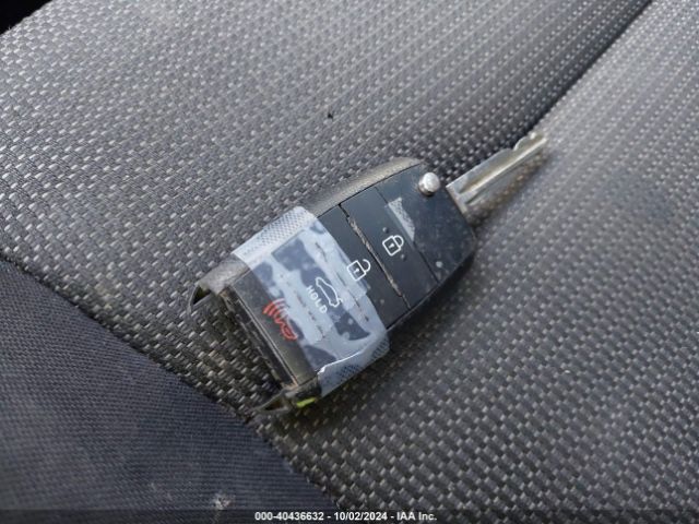3KPFK4A78HE084501 KIA FORTE LX