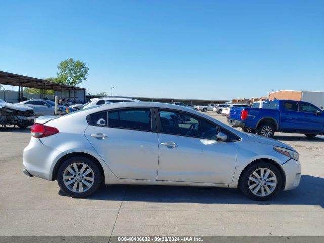 3KPFK4A78HE084501 KIA FORTE LX