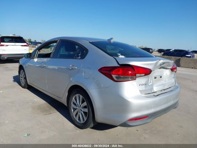3KPFK4A78HE084501 KIA FORTE LX