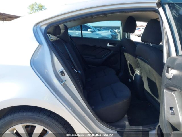 3KPFK4A78HE084501 KIA FORTE LX