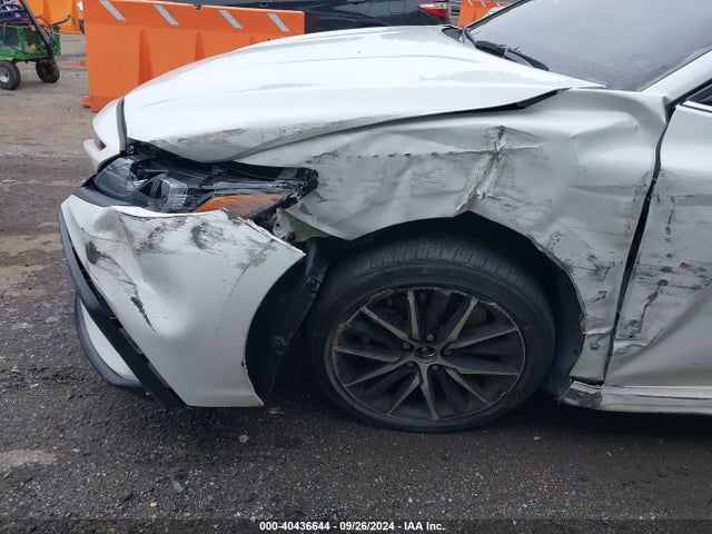 Toyota CAMRY SE 2022 4T1T11AK4NU658433 Image 6