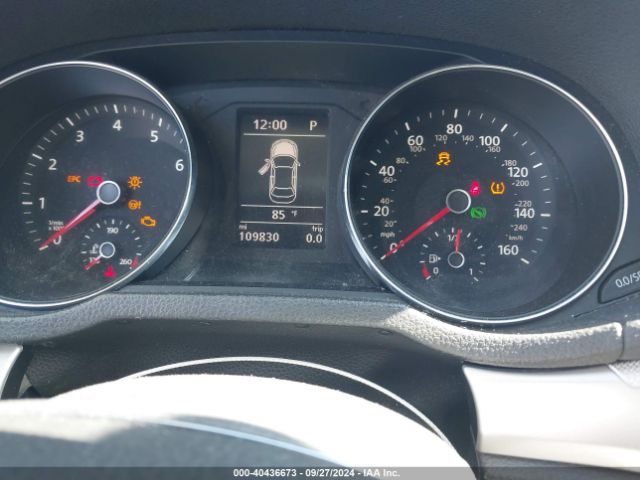 1VWAT7A3XGC028598 Volkswagen Passat 1.8t S