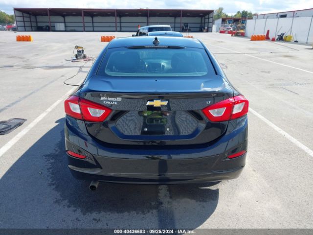 1G1BE5SM9J7157602 Chevrolet Cruze Lt Auto
