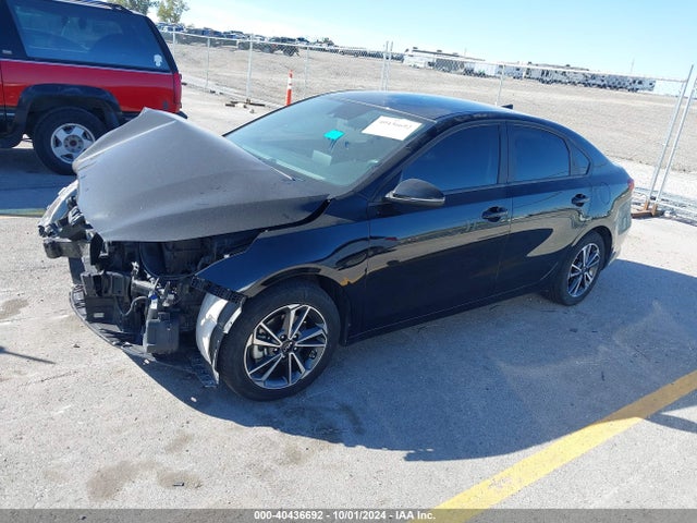 KIA Forte Lxs 2022 3KPF24AD2NE466413 Image 2