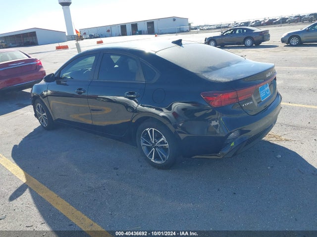 KIA Forte Lxs 2022 3KPF24AD2NE466413 Image 3