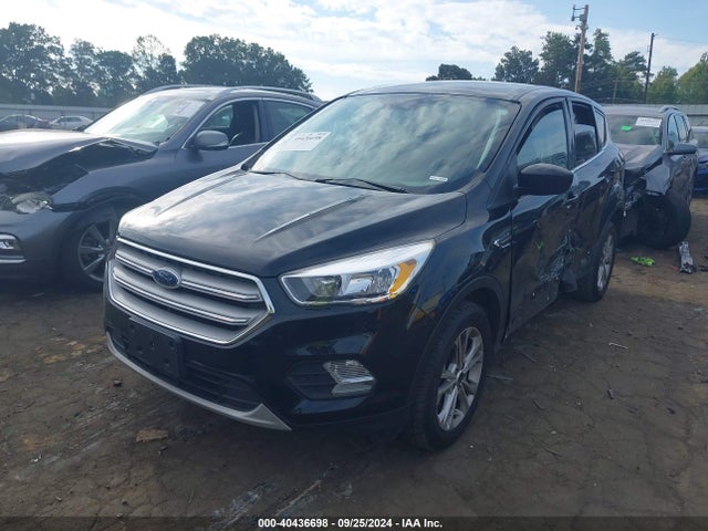 Ford ESCAPE SE 2019 1FMCU9GDXKUC05783 Image 2