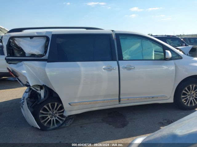 5TDYZ3DC7KS019336 Toyota Sienna Xle Premium 8 Passenger