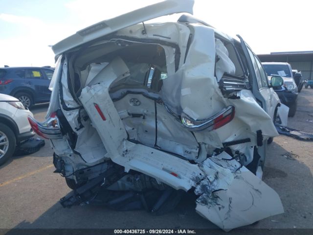 5TDYZ3DC7KS019336 Toyota Sienna Xle Premium 8 Passenger