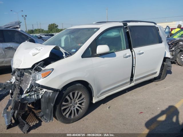 5TDYZ3DC7KS019336 Toyota Sienna Xle Premium 8 Passenger
