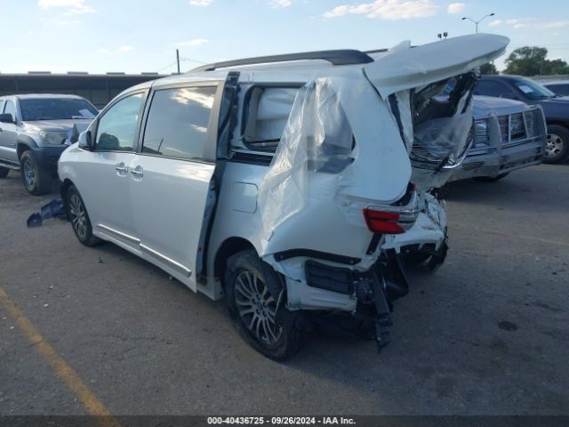 5TDYZ3DC7KS019336 Toyota Sienna Xle Premium 8 Passenger