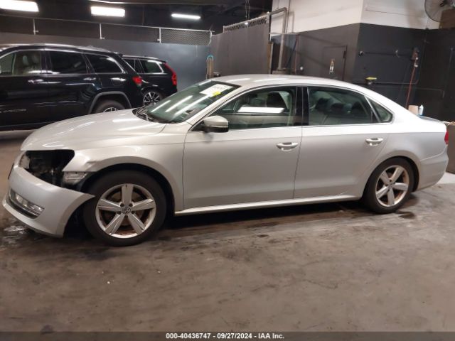 1VWAT7A35FC116182 Volkswagen Passat 1.8t Limited Edition