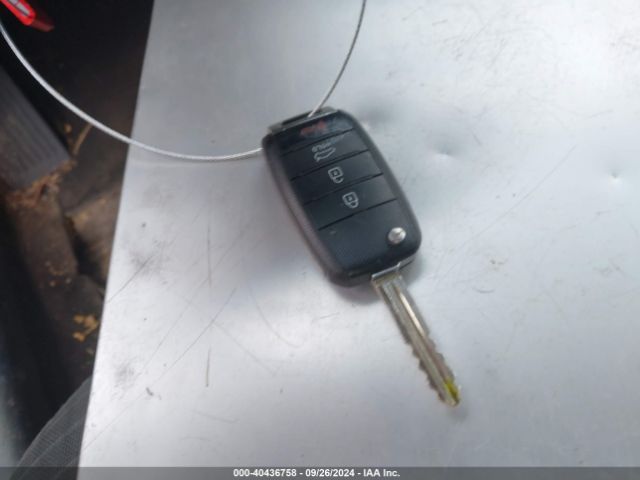 KNAFX4A60E5154473 KIA FORTE LX