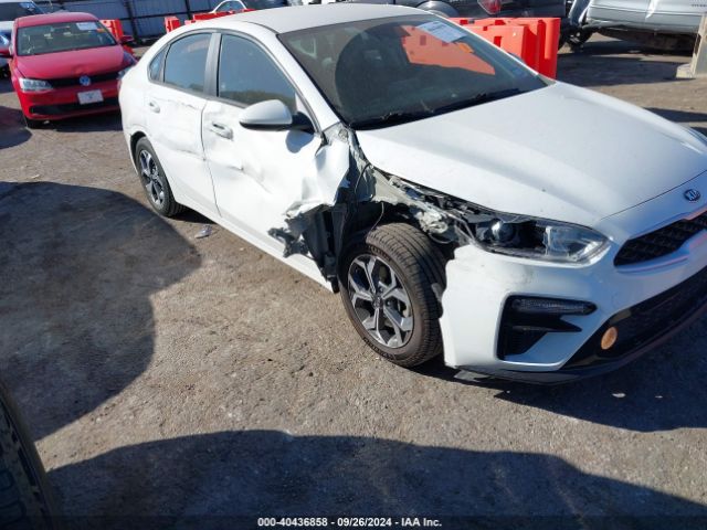 3KPF24AD7LE141382 KIA Forte Lxs