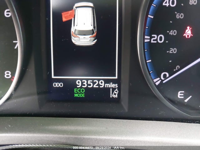 Toyota RAV4 LE 2018 2T3ZFREV4JW444543 Image 7