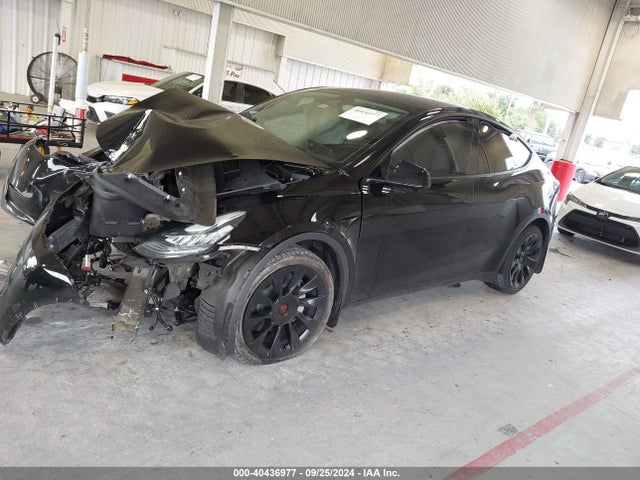 2023 TESLA MODEL Y 7SAYGDEE2PA099457 Photo 1