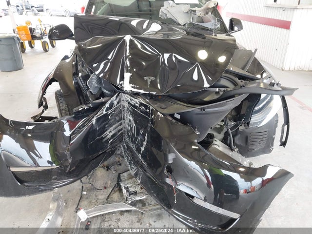 2023 TESLA MODEL Y 7SAYGDEE2PA099457 Photo 5