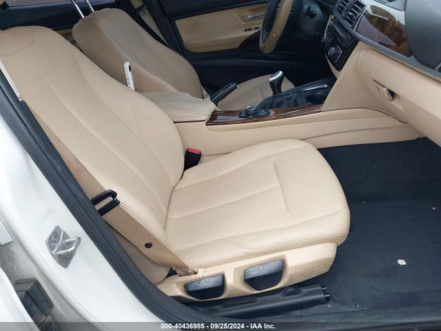 WBA8E1G31HNT72498 BMW 320i
