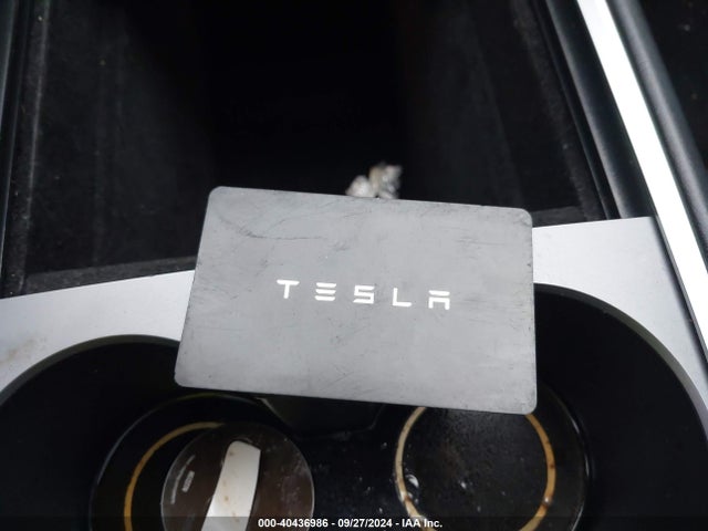 2022 TESLA MODEL 3 5YJ3E1EA7NF186411 Photo 10