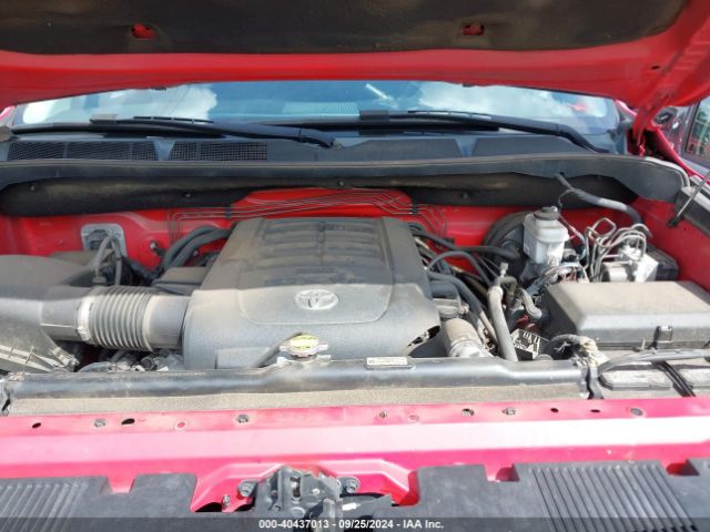 5TFUY5F17EX330272 Toyota Tundra Sr 5.7l V8