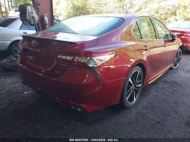 4T1B61HK8JU577593 Toyota CAMRY XSE