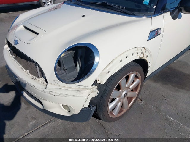 2008 MINI COOPER S WMWMF73558TV34800 Photo 5