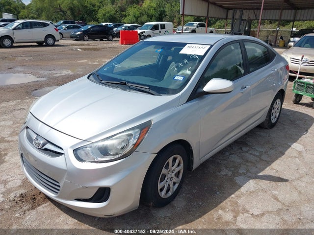 Hyundai ACCENT GLS 2014 KMHCT4AE6EU699104 Image 2