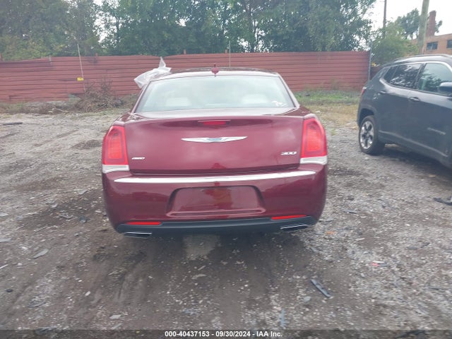 2C3CCARG4HH512396 Chrysler 300 Limited Awd