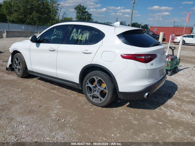 ZASFAKNN8J7B67584 Alfa Romeo Stelvio Ti Sport Awd