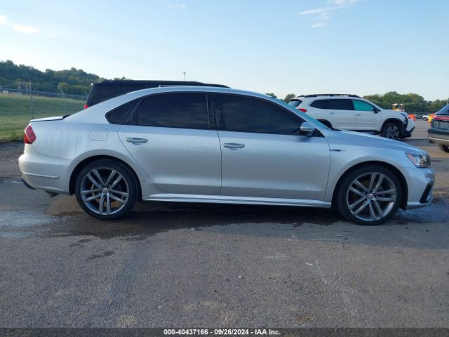 1VWAA7A30JC005991 Volkswagen Passat 2.0t R-line/2.0t S