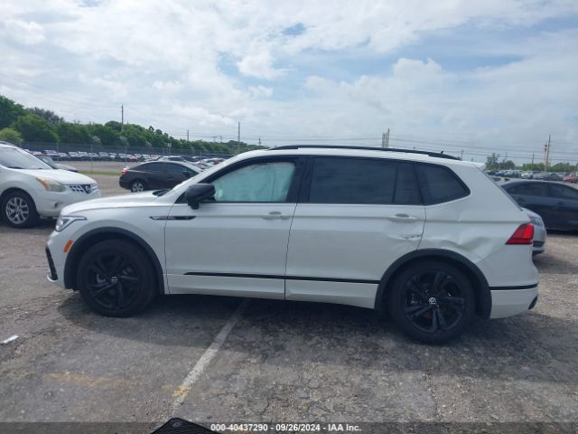 3VVCB7AX7RM000522 Volkswagen Tiguan 2.0t Se R-line Black/se Black