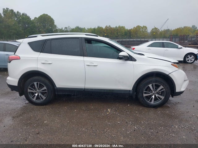 Toyota Rav4 Xle 2016 2T3WFREV2GW300663 Image 13
