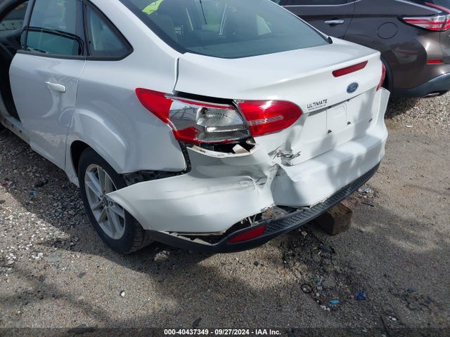 Ford FOCUS SE 2017 1FADP3F29HL315239 Image 6