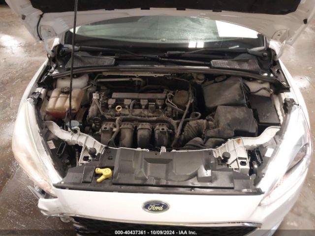 1FADP3F26FL231733 Ford FOCUS SE