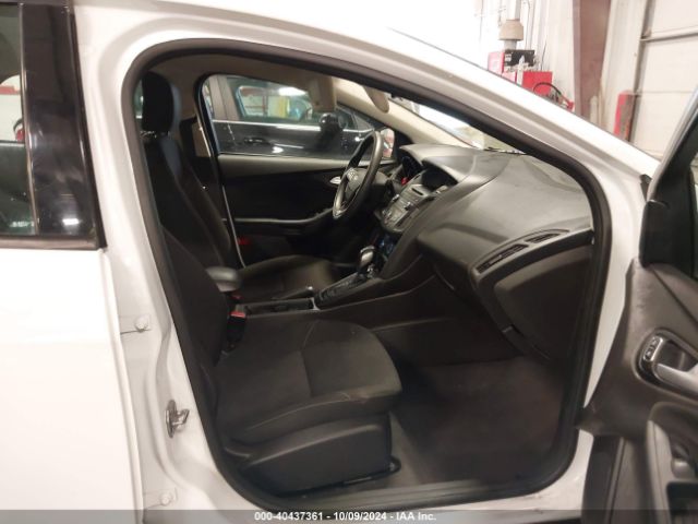 1FADP3F26FL231733 Ford FOCUS SE