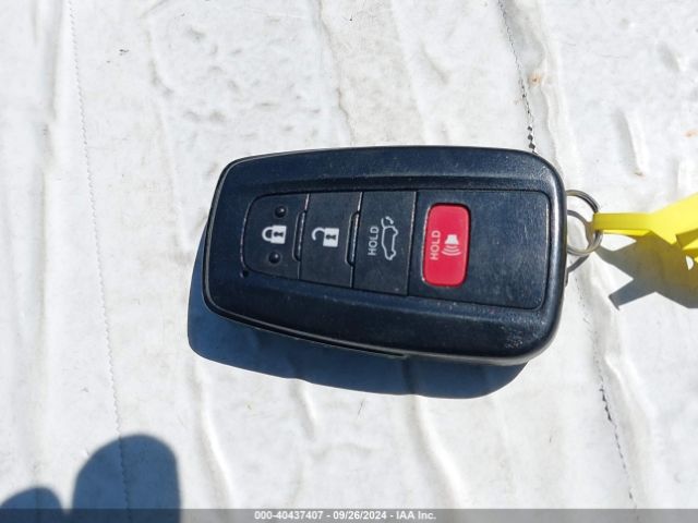 2T3C1RFV7MW130442 Toyota Rav4 Xle Premium