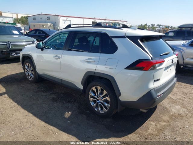 2T3C1RFV7MW130442 Toyota Rav4 Xle Premium