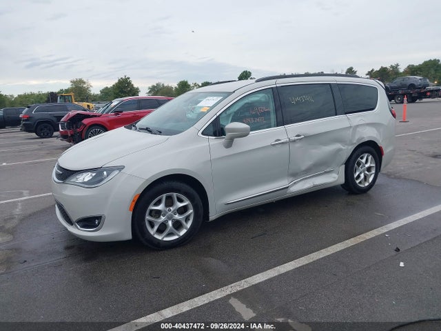 2C4RC1BG5HR571595 Chrysler Pacifica Touring-l