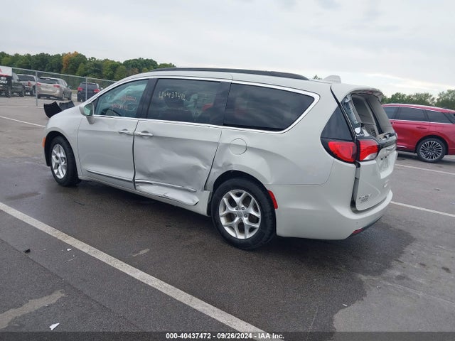 2C4RC1BG5HR571595 Chrysler Pacifica Touring-l