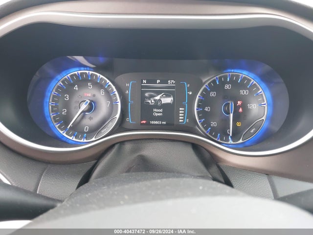 2C4RC1BG5HR571595 Chrysler Pacifica Touring-l