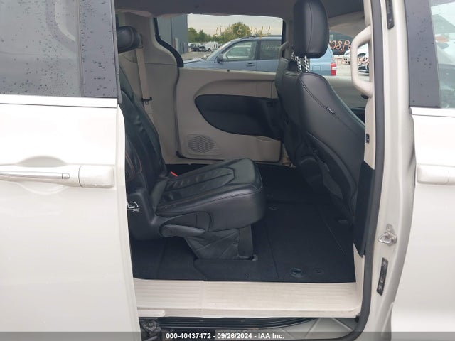 2C4RC1BG5HR571595 Chrysler Pacifica Touring-l