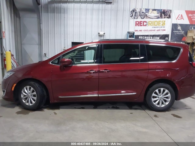 2C4RC1EG1JR182535 Chrysler Pacifica Touring L Plus
